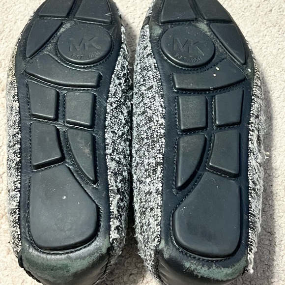 Michael Kors Blck/White Flats - Picture 5 of 6